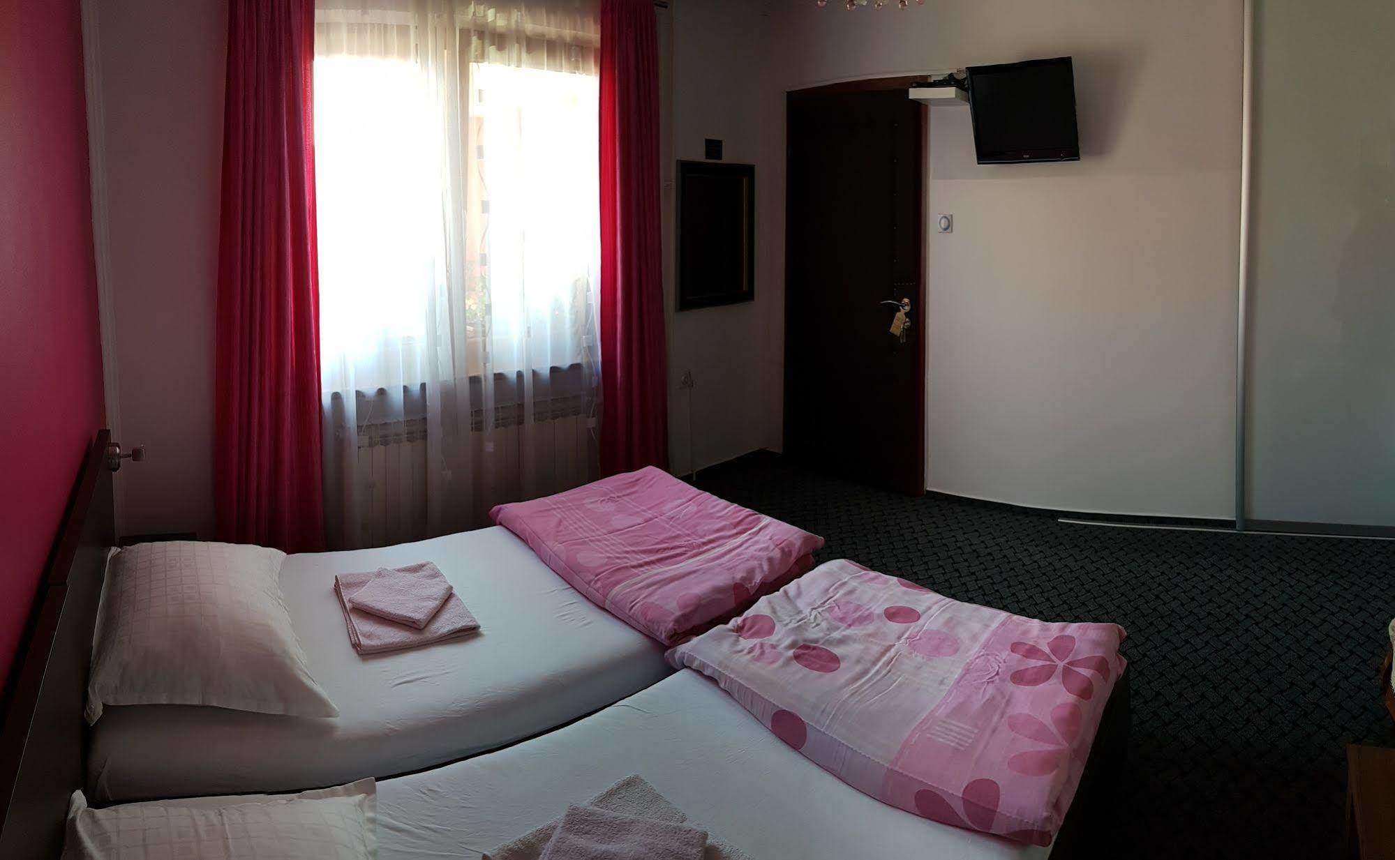 Guest House Ciro Σαράγεβο Εξωτερικό φωτογραφία